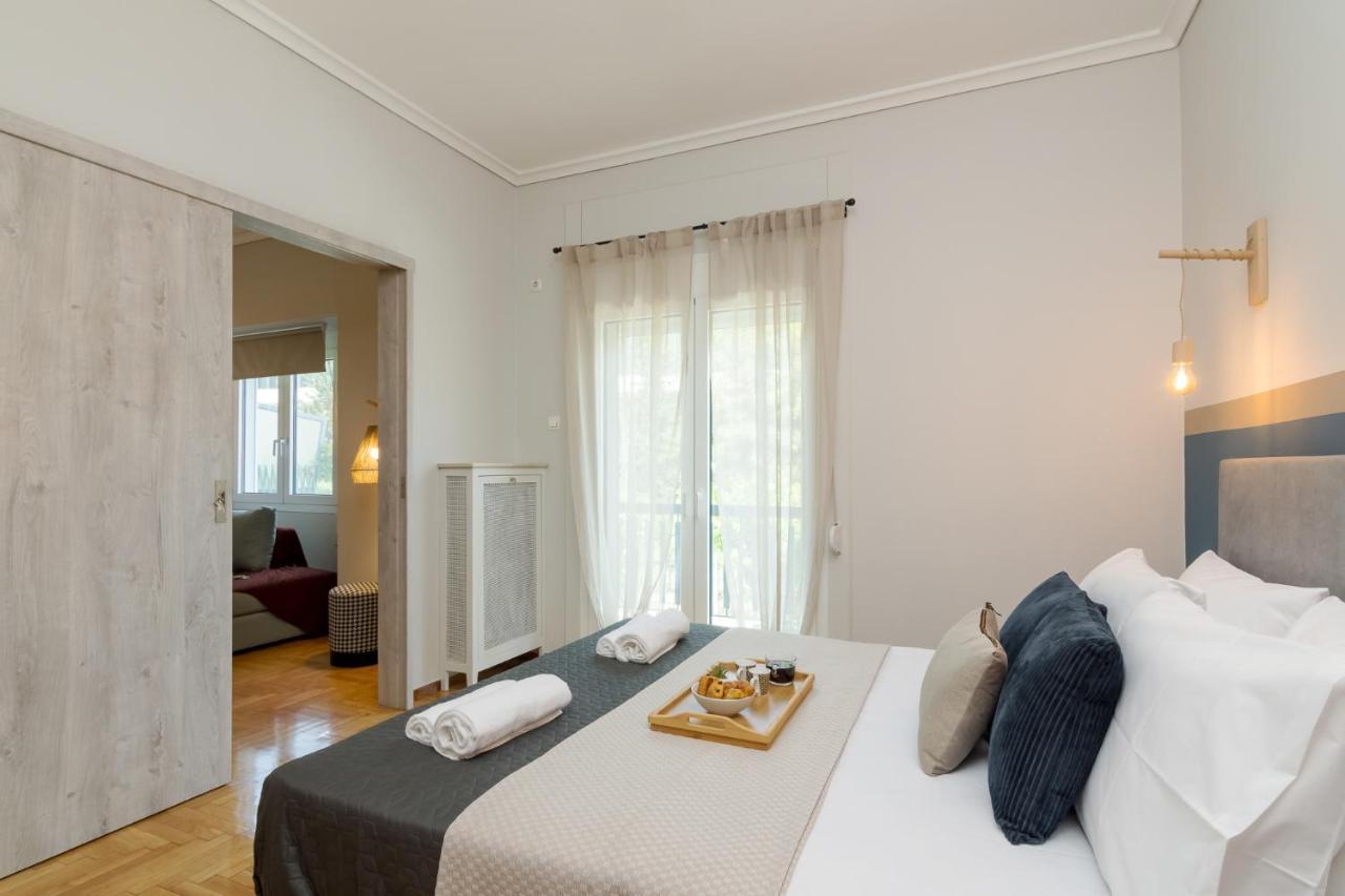 Spacious 2 Bedroom Apartment In Koukaki Athena Bagian luar foto